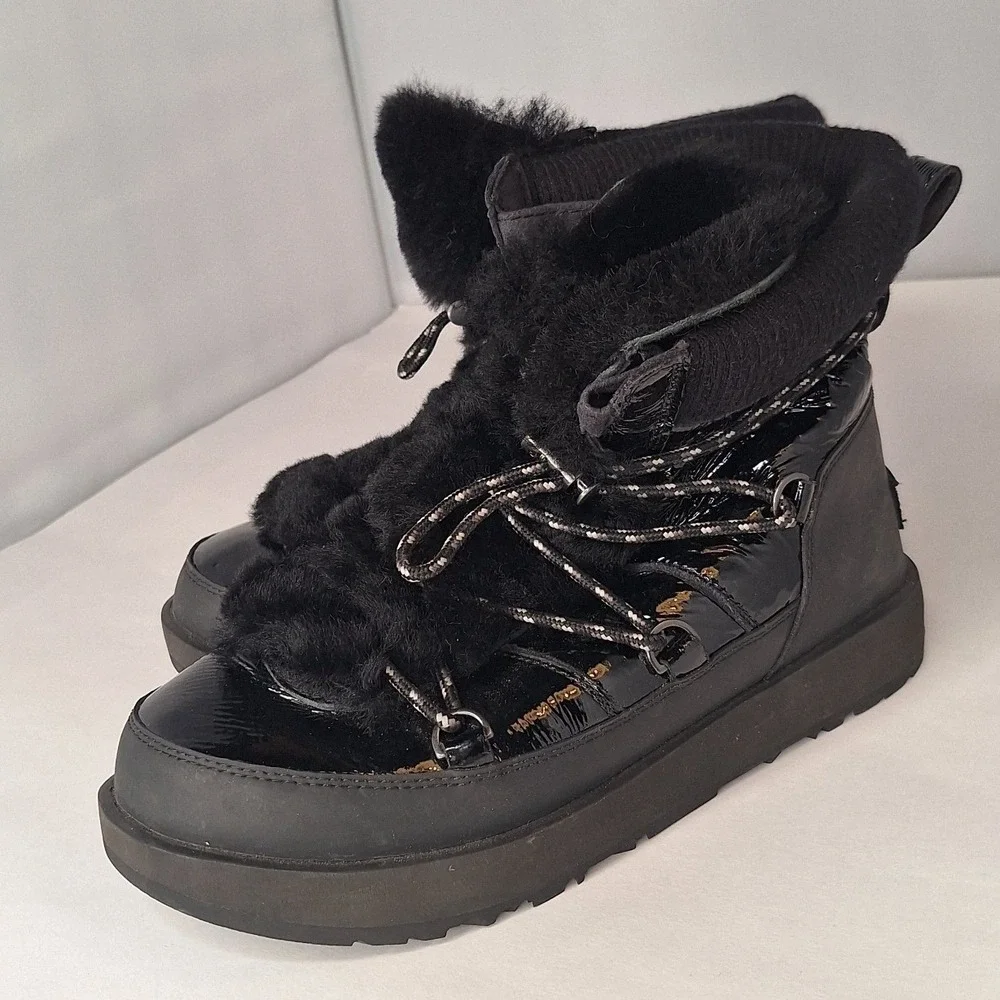 UGG Palomar Sneaker Boots Black Patent‎ Waterproof Faux Fur Vibram  womens 8.5
